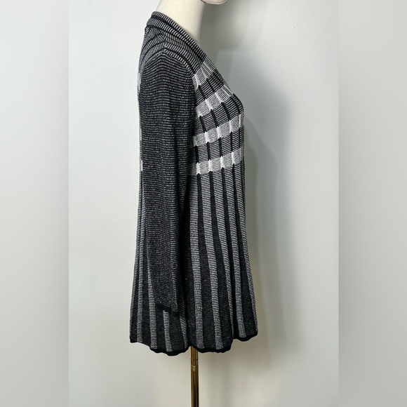 Nic + Zoe Trust Me White Black Striped Swing Cardigan Mid Length Cotton Size S - Picture 5 of 10
